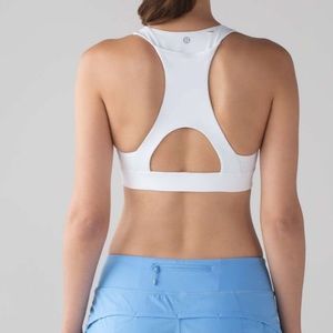 Lululemon pace perfect sports bra